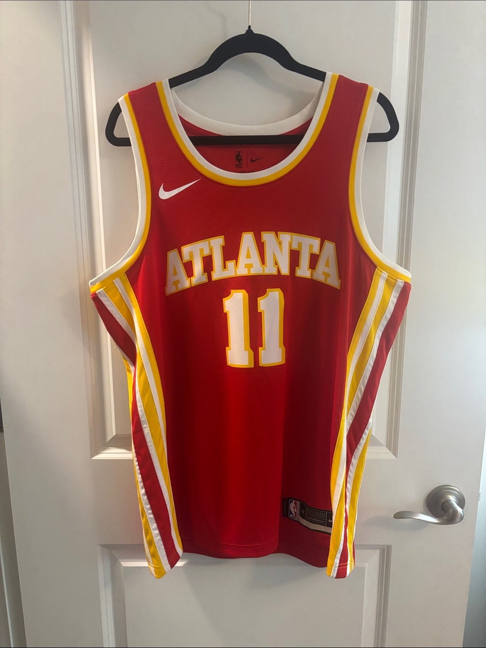Nike Atlanta Hawks Trae Young #11 Basketball Jersey